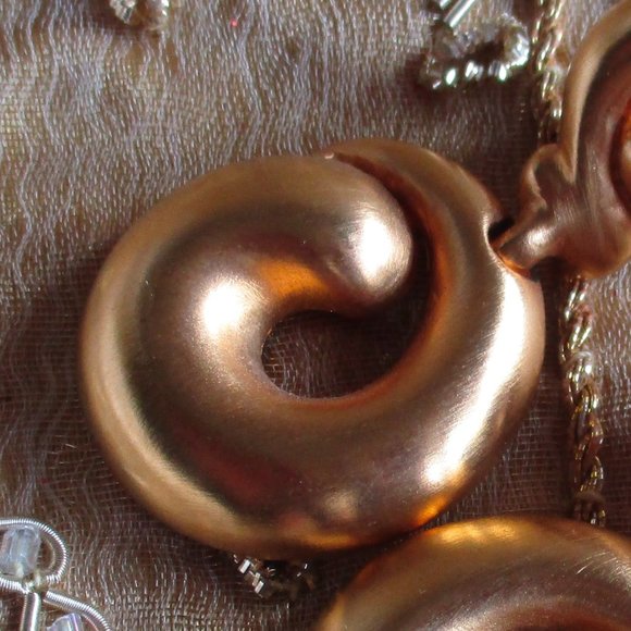 🌹🌹 CLARA STUDIOS (VINTAGE) GOLD SWIRL CIRCLE EARRINGS – CLIP-ONS 🌹🌹 NWOT - Picture 14 of 15